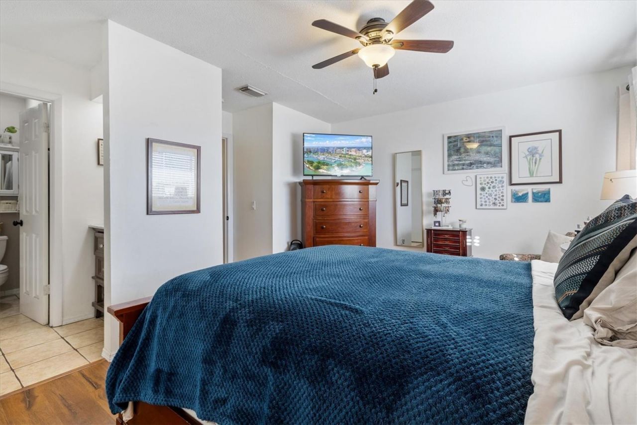 903 Byron Lane, Sarasota, FL 34243 Photo