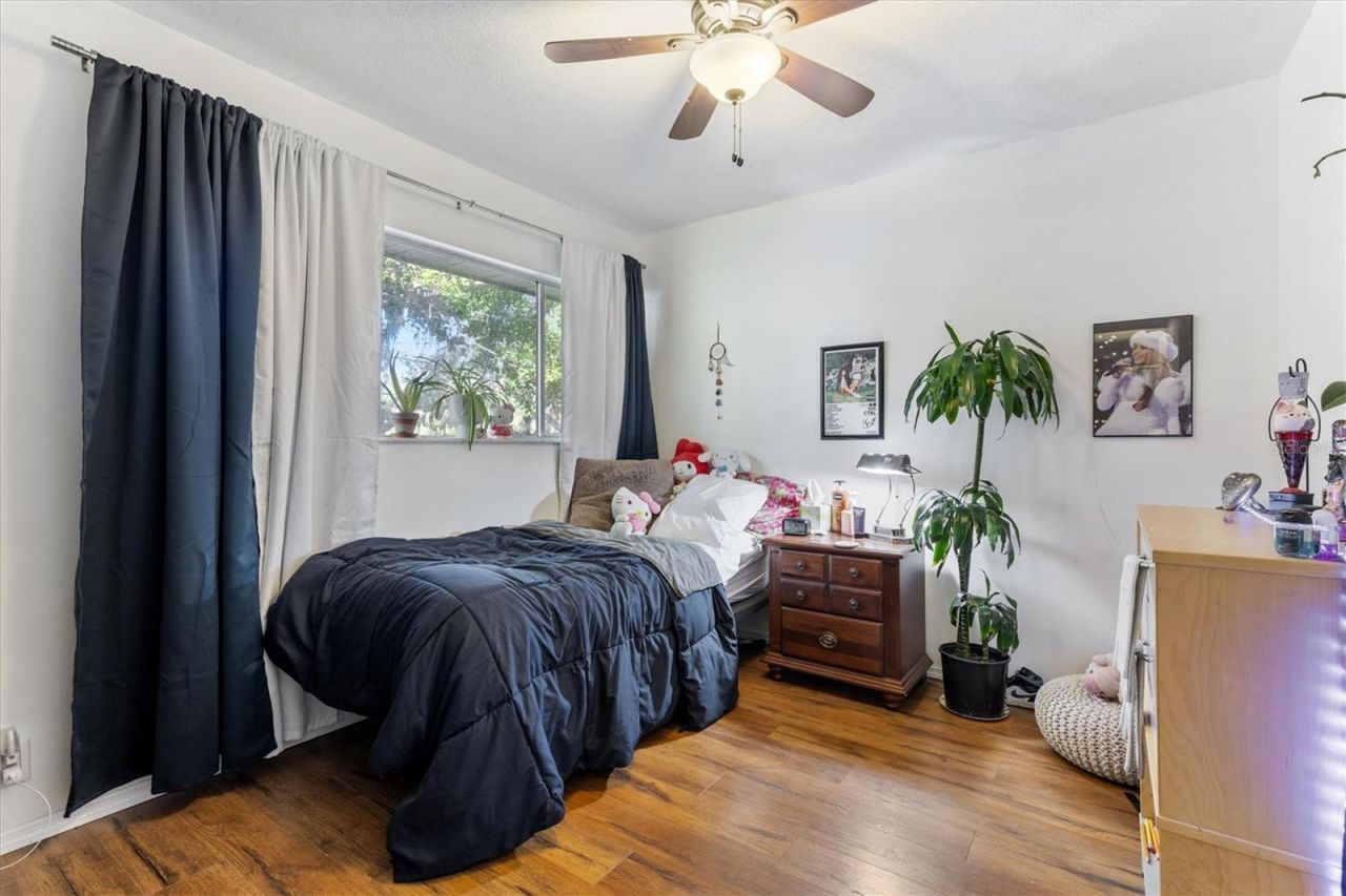 903 Byron Lane, Sarasota, FL 34243 Photo