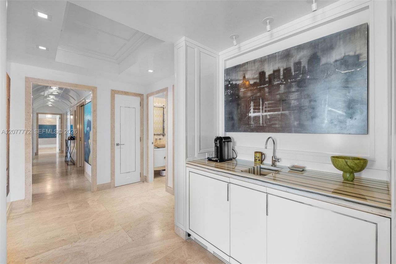 1445 16th St, Unit 902, Miami Beach, FL 33139 Photo