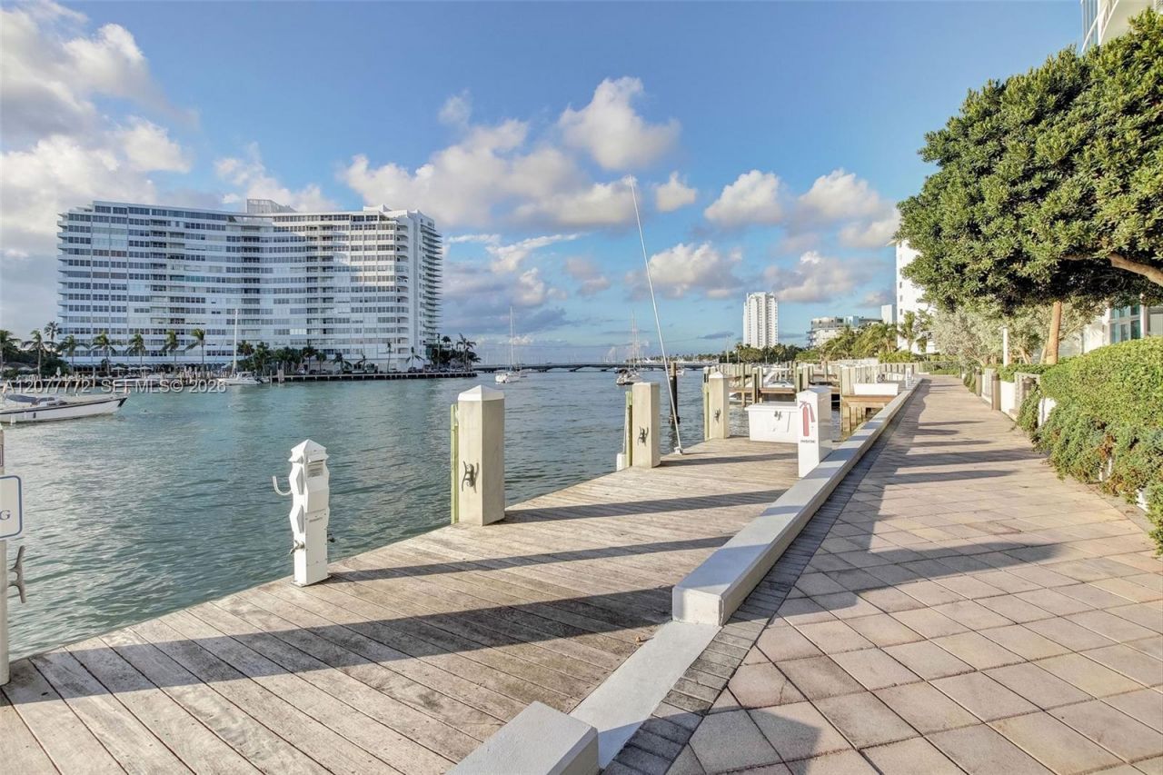 1445 16th St, Unit 902, Miami Beach, FL 33139 Photo