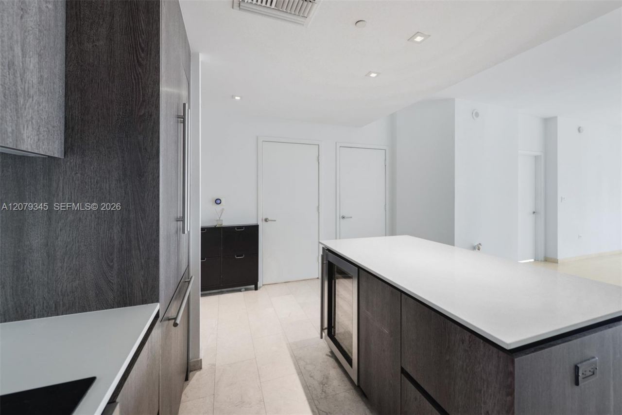 88 SW 7th St , Unit 3409, Miami, FL 33130 Photo