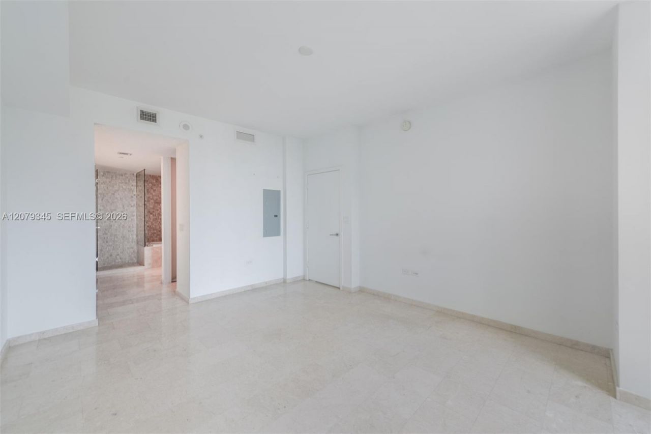 88 SW 7th St , Unit 3409, Miami, FL 33130 Photo