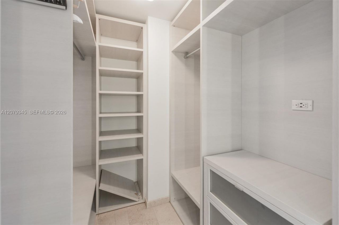 88 SW 7th St , Unit 3409, Miami, FL 33130 Photo