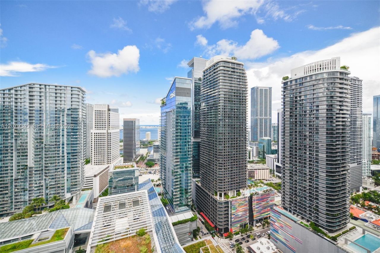 88 SW 7th St , Unit 3409, Miami, FL 33130 Photo