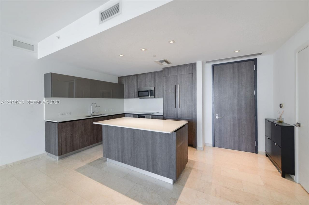 88 SW 7th St , Unit 3409, Miami, FL 33130 Photo
