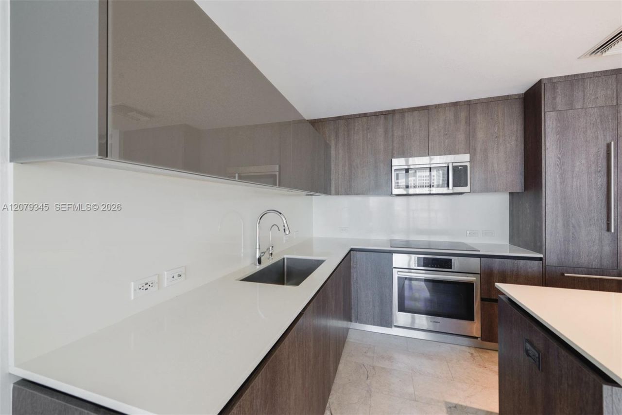 88 SW 7th St , Unit 3409, Miami, FL 33130 Photo