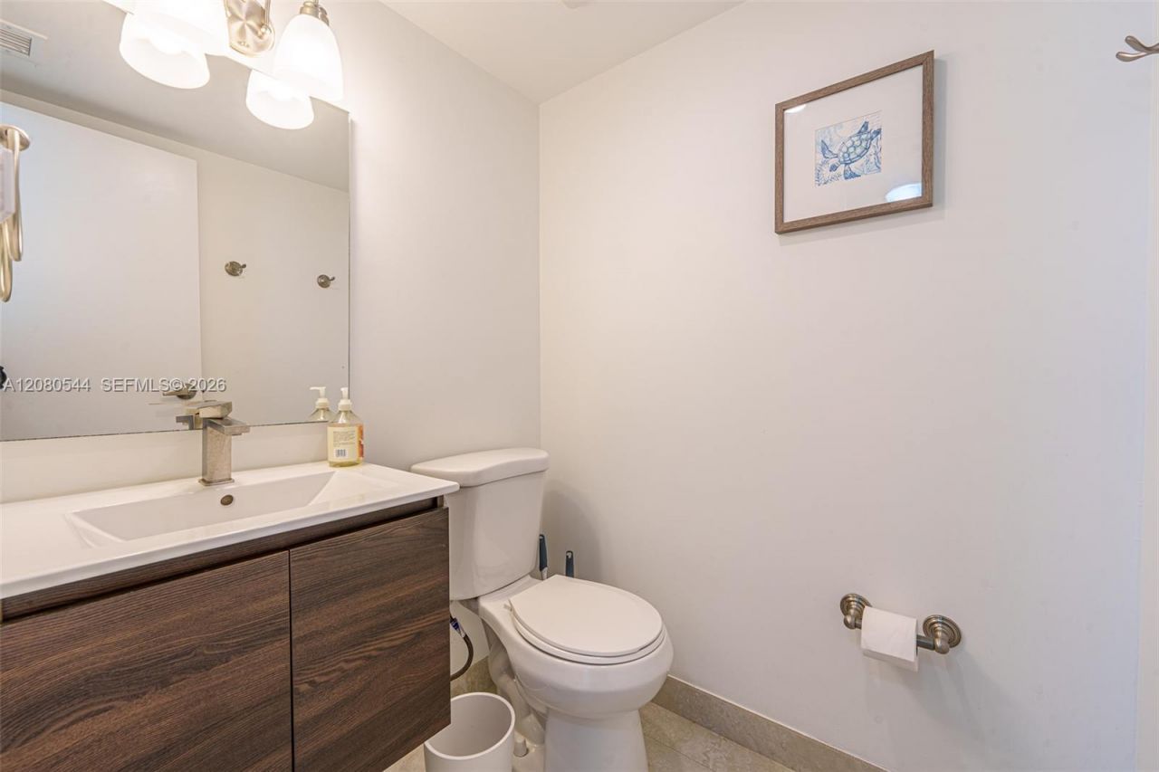 2401 Collins Ave, Unit 712, Miami Beach, FL 33140 Photo