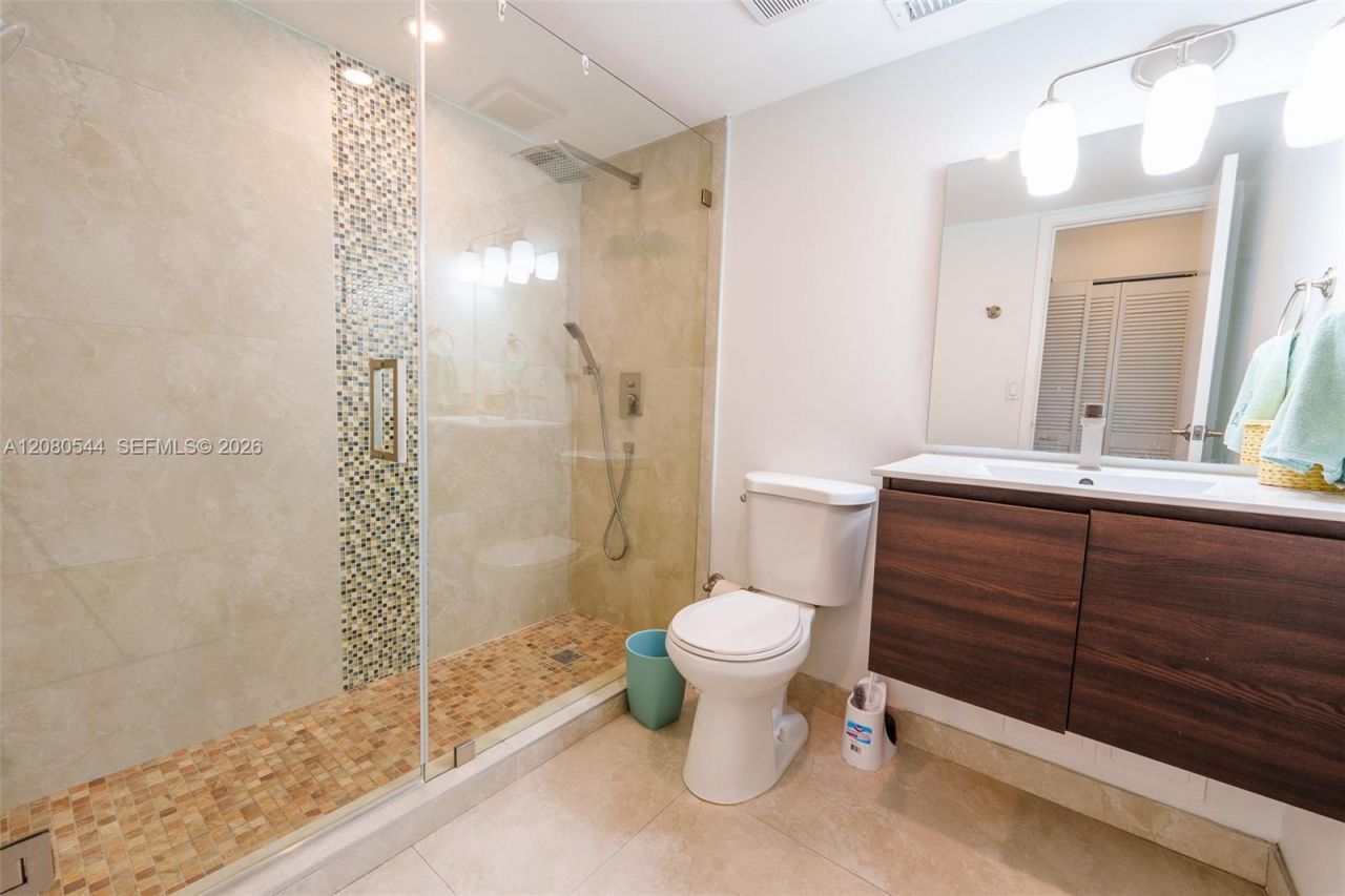 2401 Collins Ave, Unit 712, Miami Beach, FL 33140 Photo