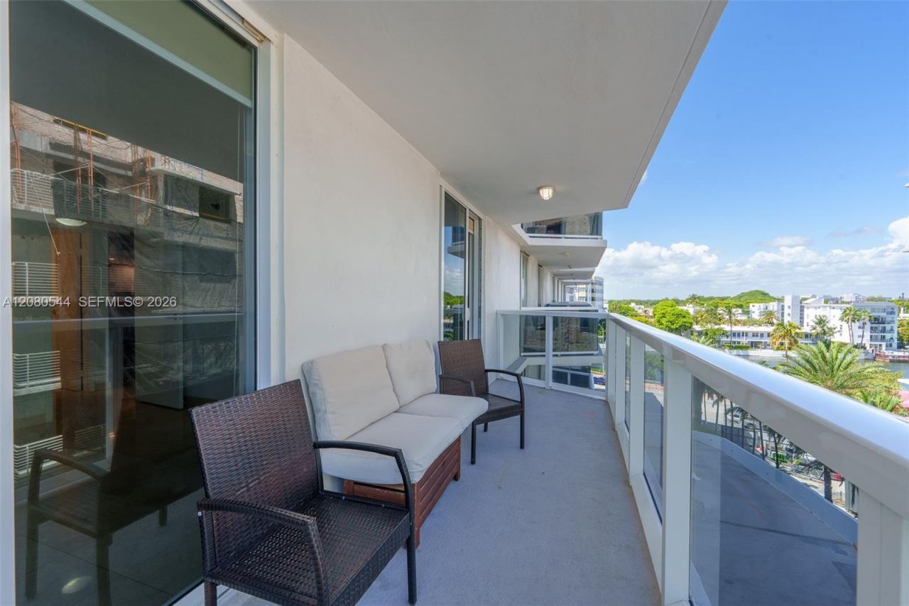 2401 Collins Ave, Unit 712, Miami Beach, FL 33140 Photo