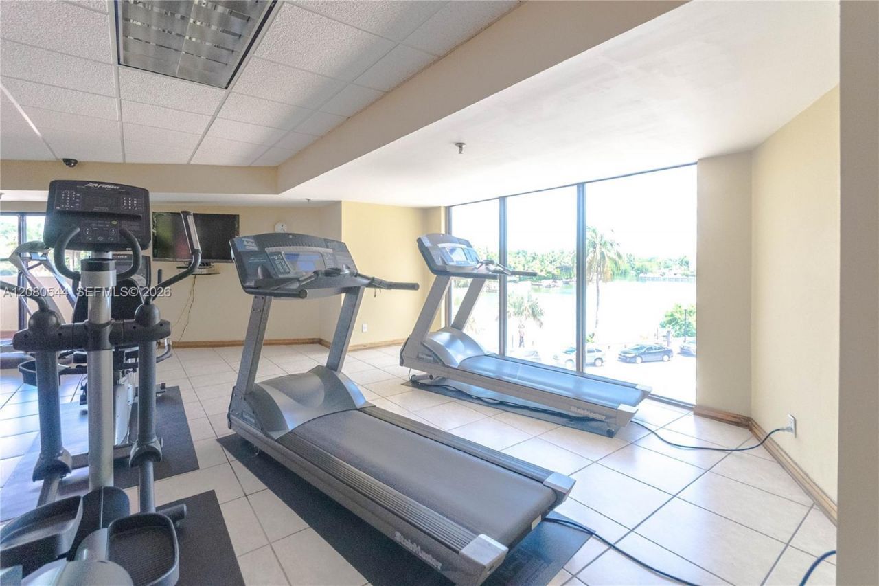 2401 Collins Ave, Unit 712, Miami Beach, FL 33140 Photo
