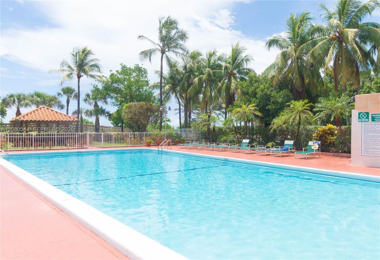 2401 Collins Ave, Unit 712, Miami Beach, FL 33140 Photo