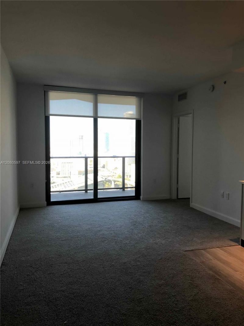 45 SW 9th St, Unit 2809, Miami, FL 33130 Photo