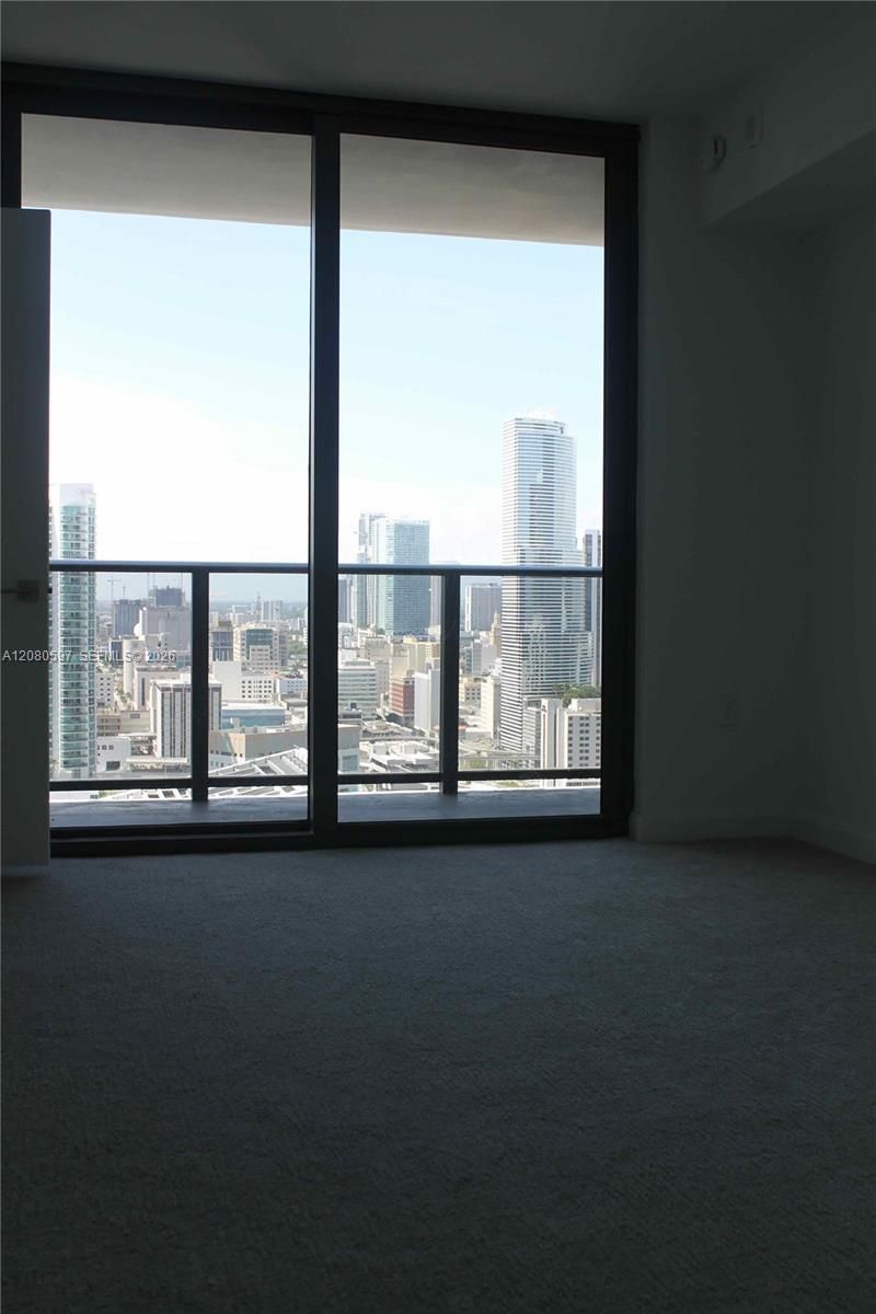 45 SW 9th St, Unit 2809, Miami, FL 33130 Photo
