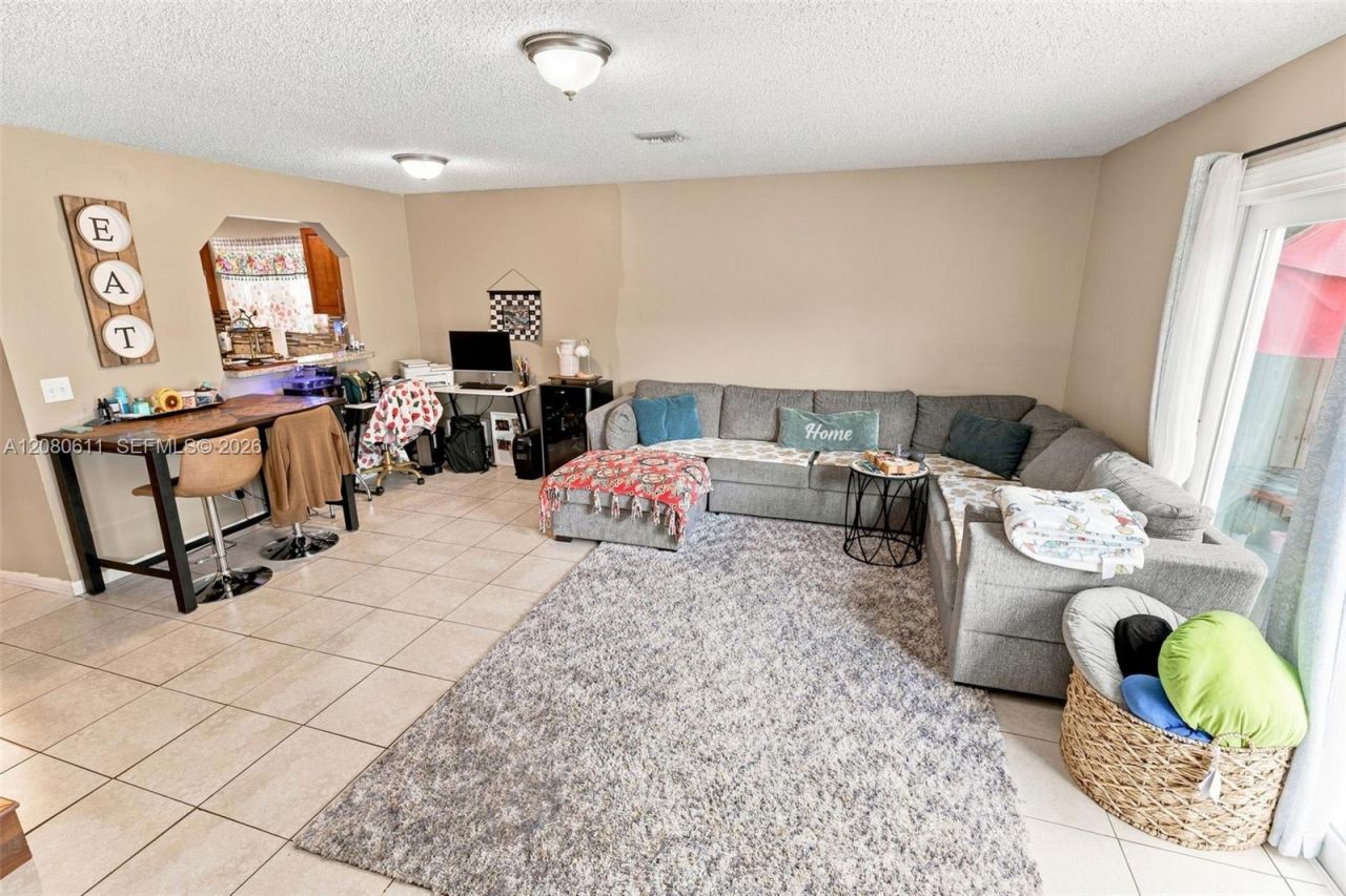 5506 NW 22nd St, Lauderhill, FL 33313 Photo