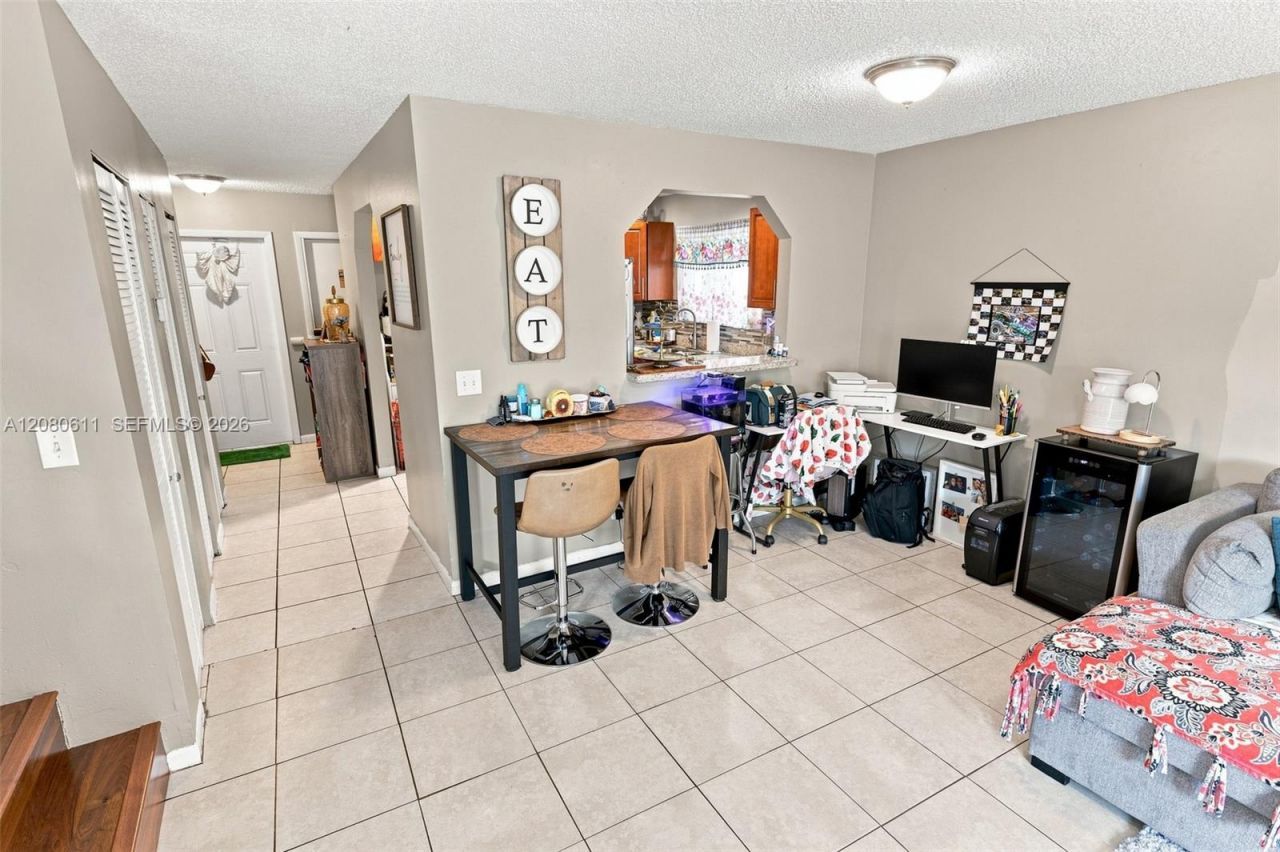 5506 NW 22nd St, Lauderhill, FL 33313 Photo