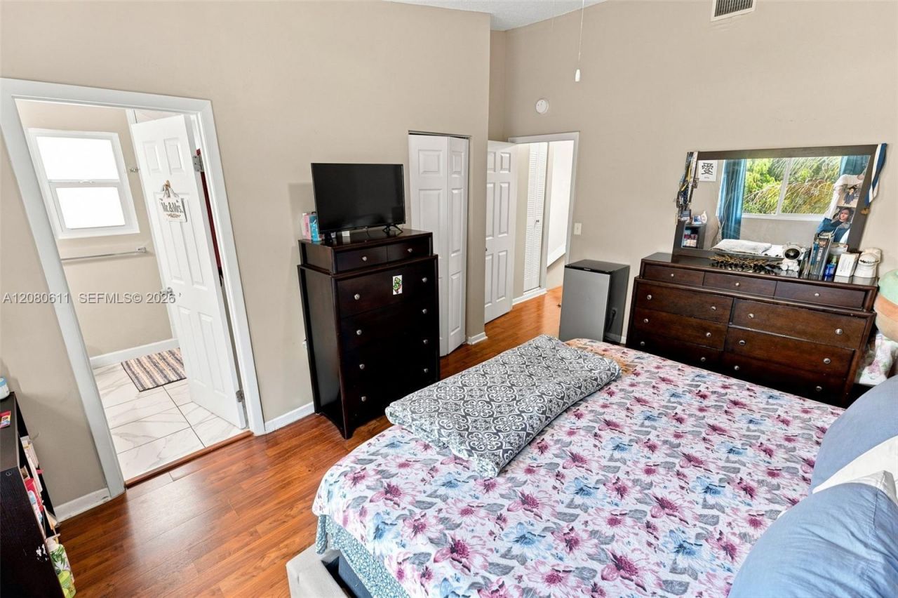 5506 NW 22nd St, Lauderhill, FL 33313 Photo