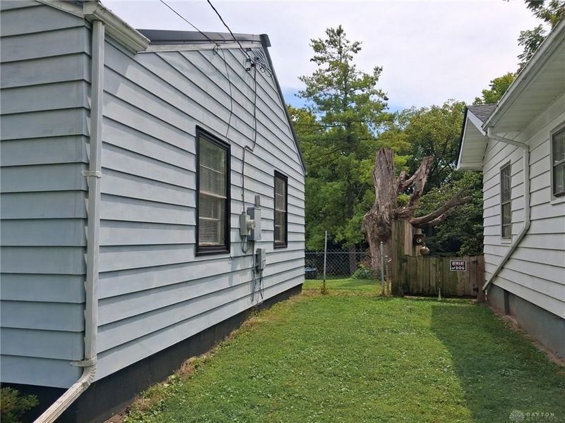 2204 Erie Avenue, Middletown, OH 45042 Photo 2