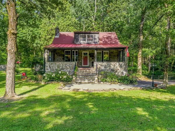 231 Rombout Road , Pleasant Valley, NY 12569