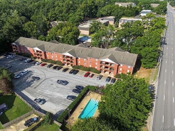 2515 Veterans Memorial Parkway , Unit 121, Tuscaloosa, AL 35404