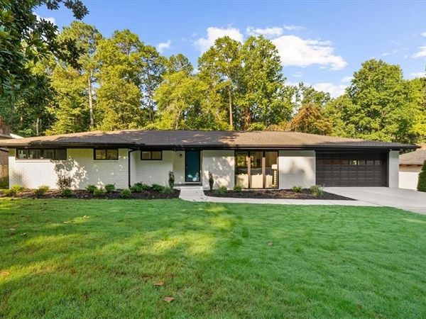 5839 Lakeshore Drive, Buford, GA 30518