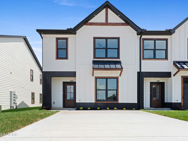 1355 Grace Ridge Drive, Sevierville, TN 37862