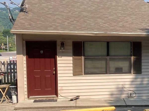 205 Fourth St, Kingston, TN 37763
