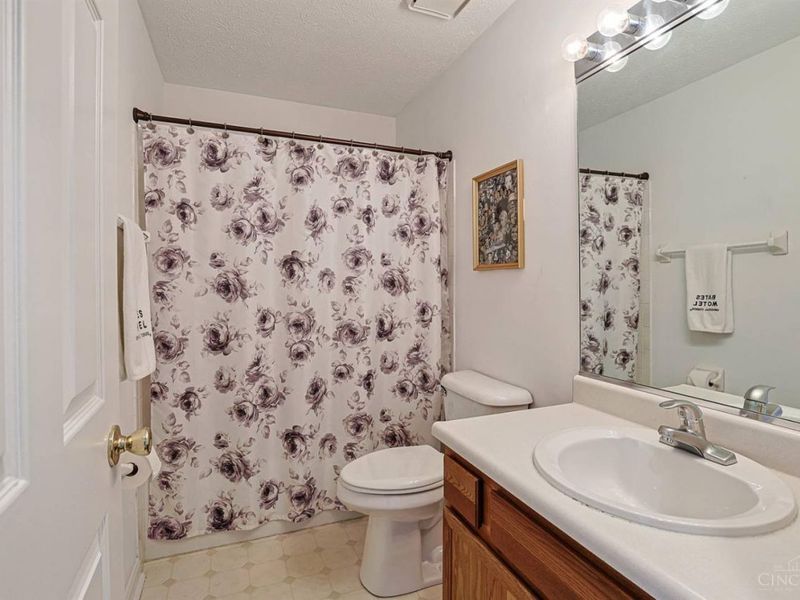 4350 Regency Ridge Court, Unit 305, Green Township, OH 45248 Photo 19