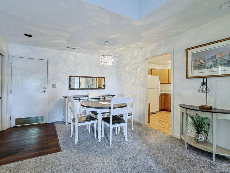 4350 Regency Ridge Court, Unit 305, Green Township, OH 45248 Photo 7