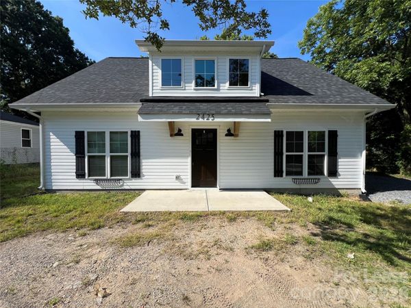 2425 Milton Avenue , Gastonia, NC 28052