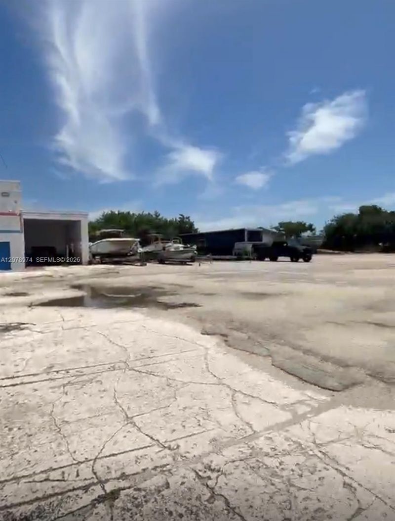 15151 W Dixie Hwy, North Miami Beach, FL 33162 Photo