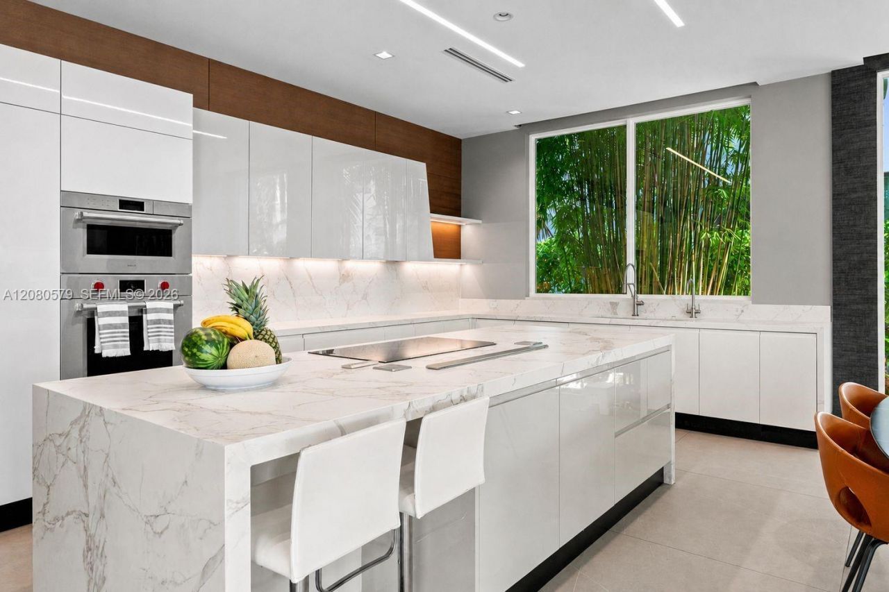 3939 Country Club Ln , Fort Lauderdale, FL 33308 Photo