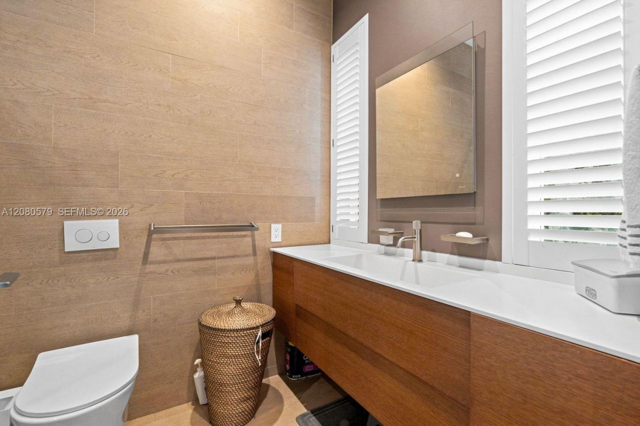 3939 Country Club Ln , Fort Lauderdale, FL 33308 Photo