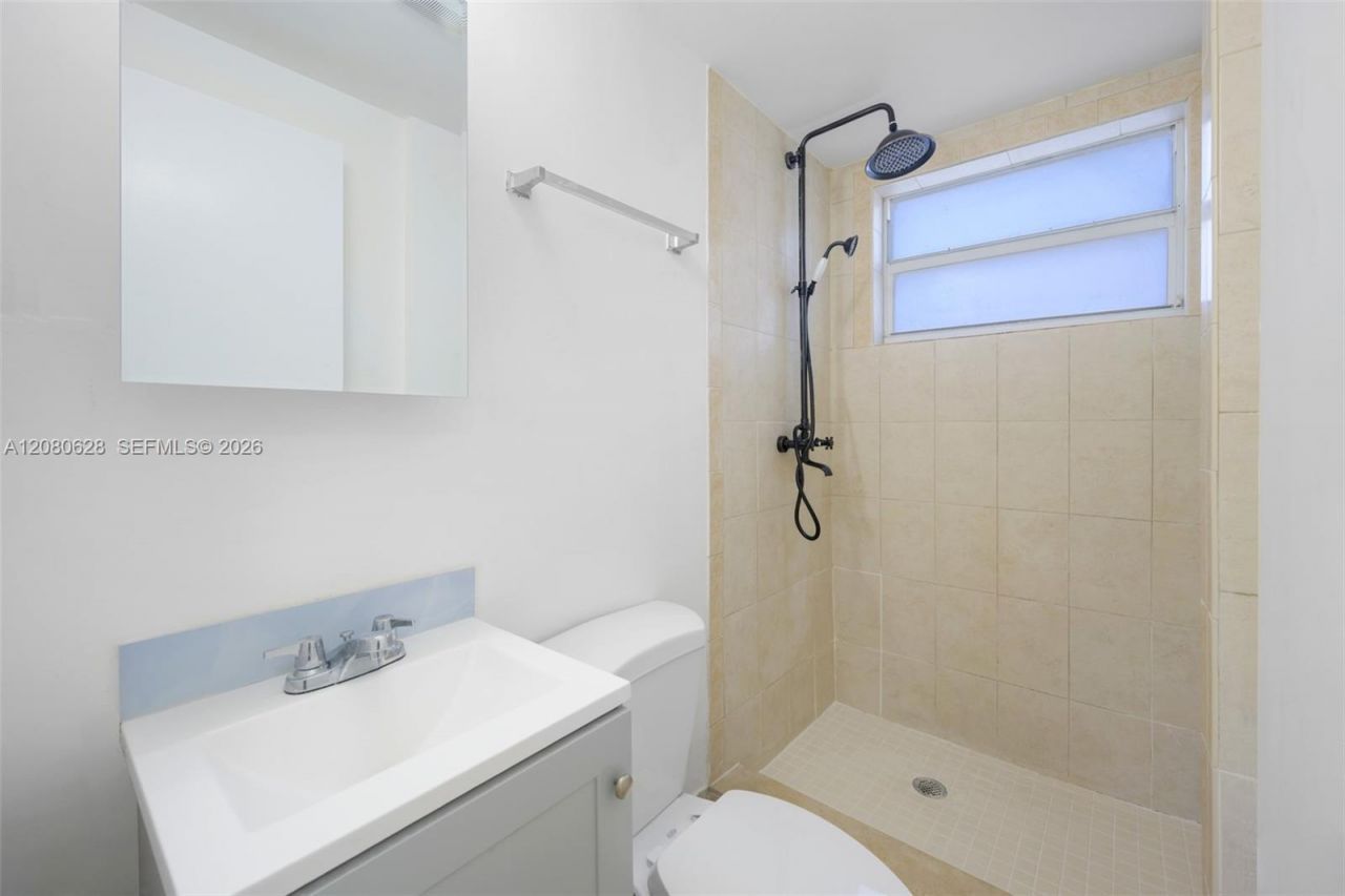 575 NE 82nd St, Unit 15, Miami, FL 33138 Photo