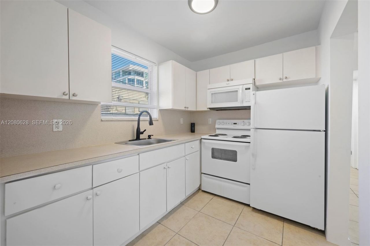 575 NE 82nd St, Unit 15, Miami, FL 33138 Photo