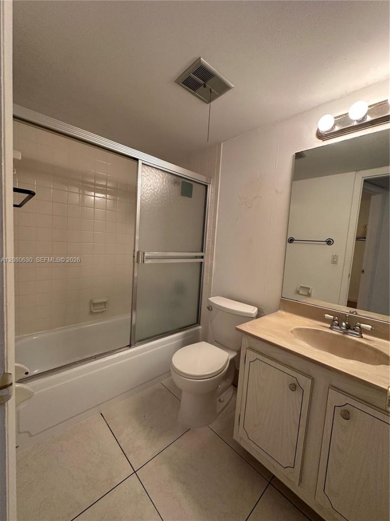 6090 NW 64th Ave , Unit 310, Tamarac, FL 33319 Photo