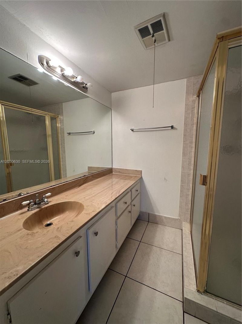 6090 NW 64th Ave , Unit 310, Tamarac, FL 33319 Photo