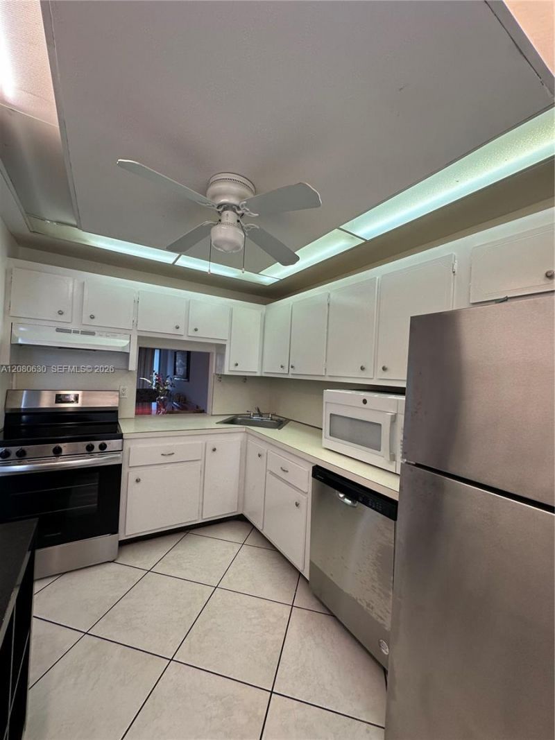6090 NW 64th Ave , Unit 310, Tamarac, FL 33319 Photo