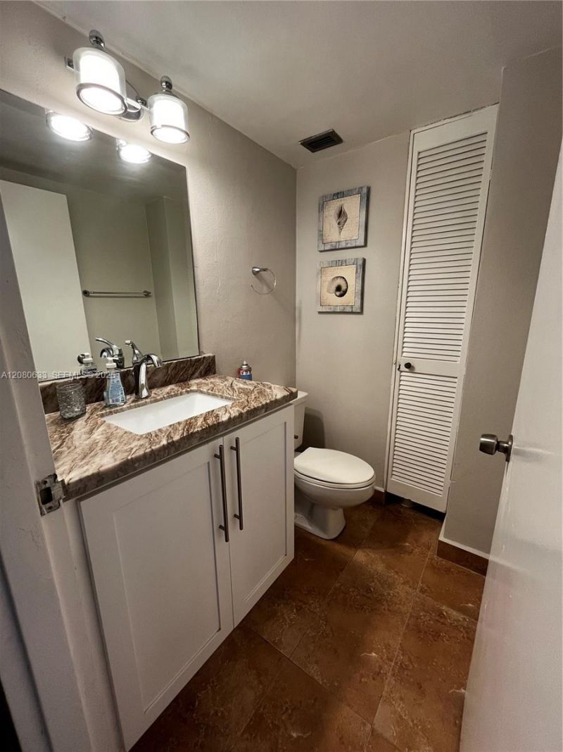 9225 Collins Ave , Unit 1003, Surfside, FL 33154 Photo