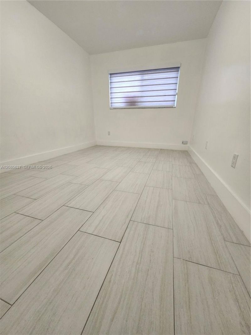 18224 Mediterranean Blvd , Unit 8-17, Hialeah, FL 33015 Photo