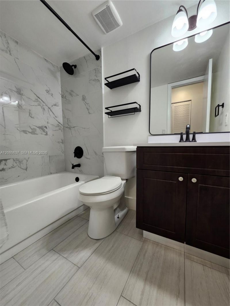 18224 Mediterranean Blvd , Unit 8-17, Hialeah, FL 33015 Photo