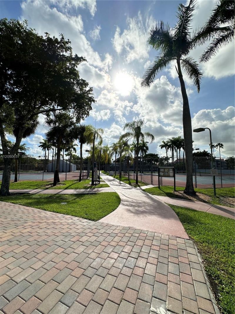 18224 Mediterranean Blvd , Unit 8-17, Hialeah, FL 33015 Photo