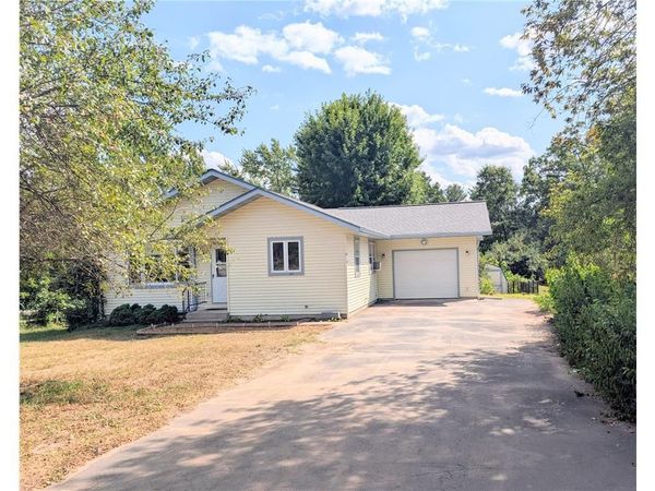 911 Grant Street, Spooner, WI 54801