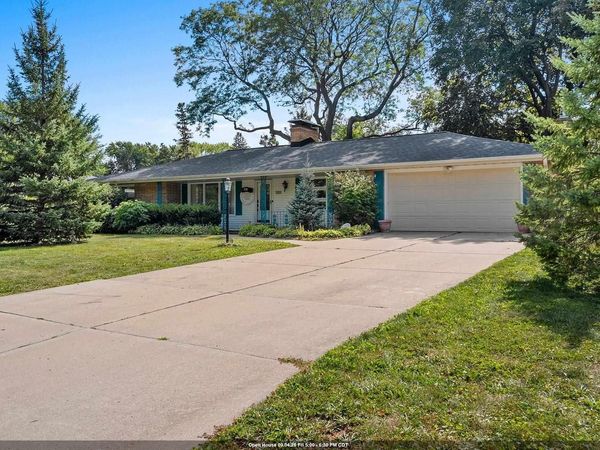 241 ST MARYS BOULEVARD, Green Bay, WI 54301