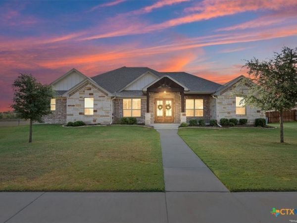 1438 Stone Russell Drive , Salado, TX 76571