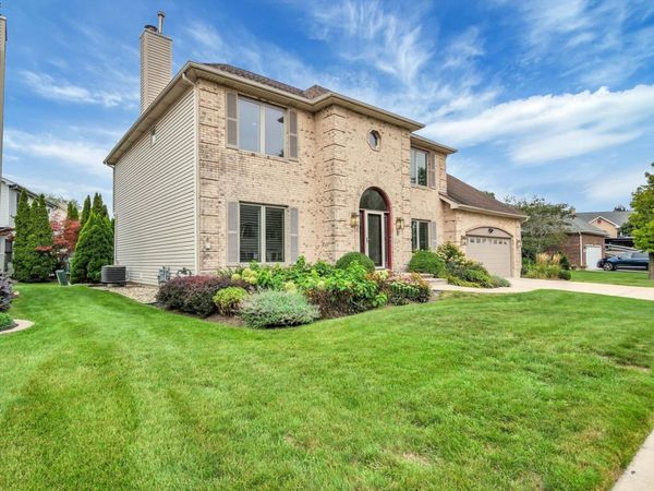 640 Downey Street, Hoffman Estates, IL 60169
