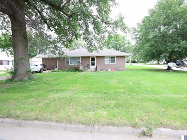 113 E 9th Street, Stromsburg, NE 68666