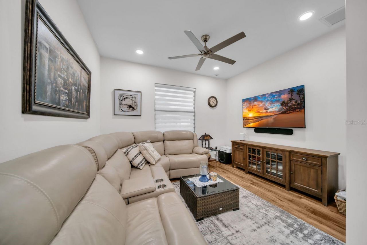 609 Clayton Avenue , Lehigh Acres, FL 33972 Photo