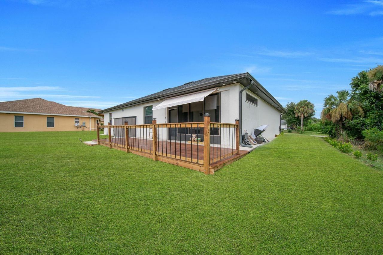 609 Clayton Avenue , Lehigh Acres, FL 33972 Photo