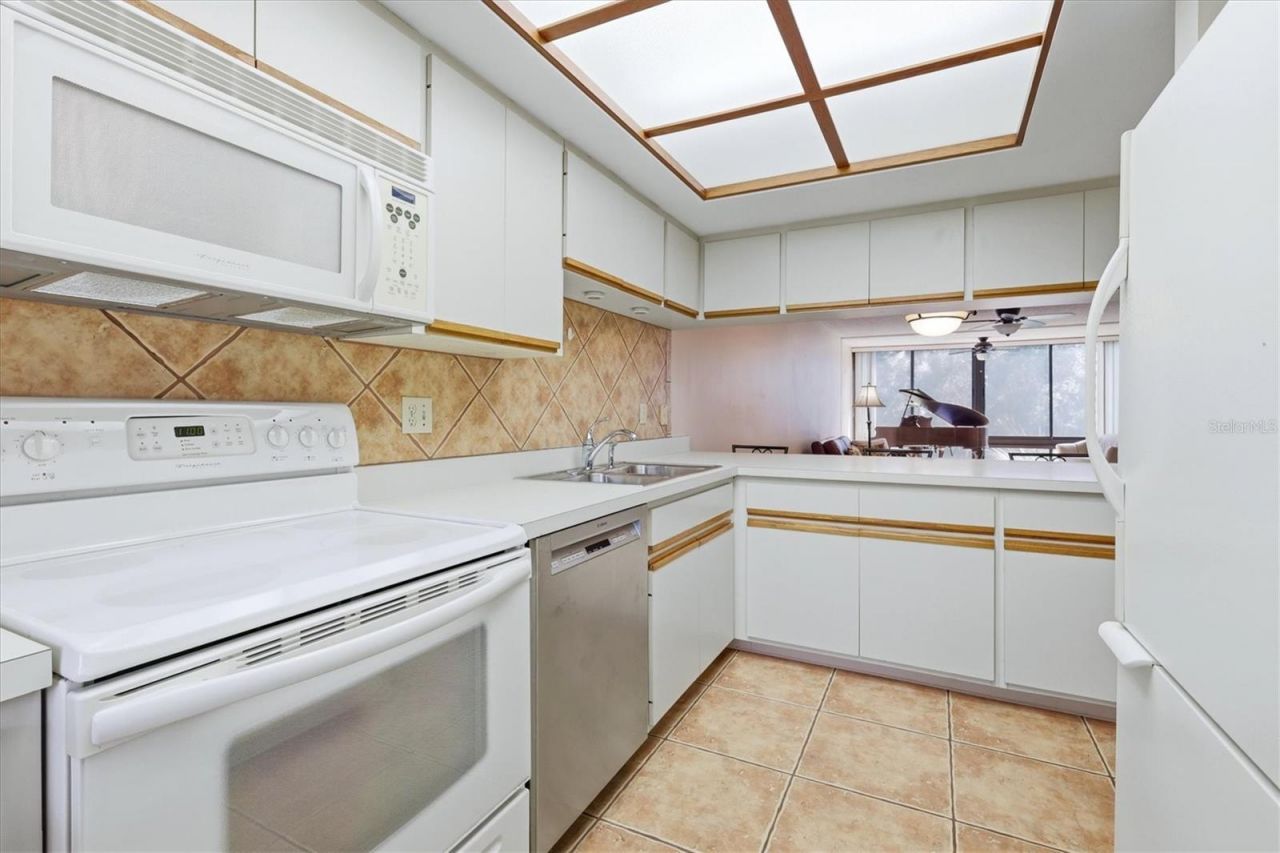 3365 Cross Creek Dr , Unit 3365, Sarasota, FL 34231 Photo