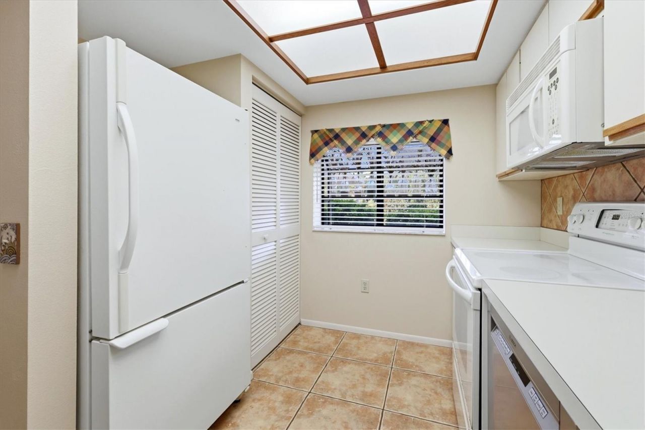 3365 Cross Creek Dr , Unit 3365, Sarasota, FL 34231 Photo
